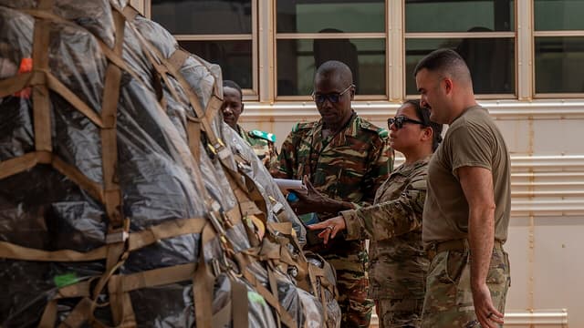 Mutinerie au Niger : la Russie, l'Algérie et l'AES face à la fragilité du régime Tiani