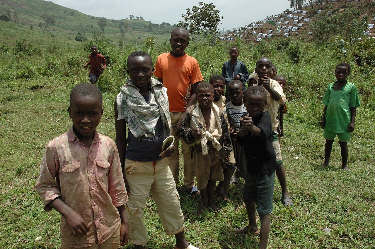 Enfants dans un camp de deplaces au Nord-Kivu.