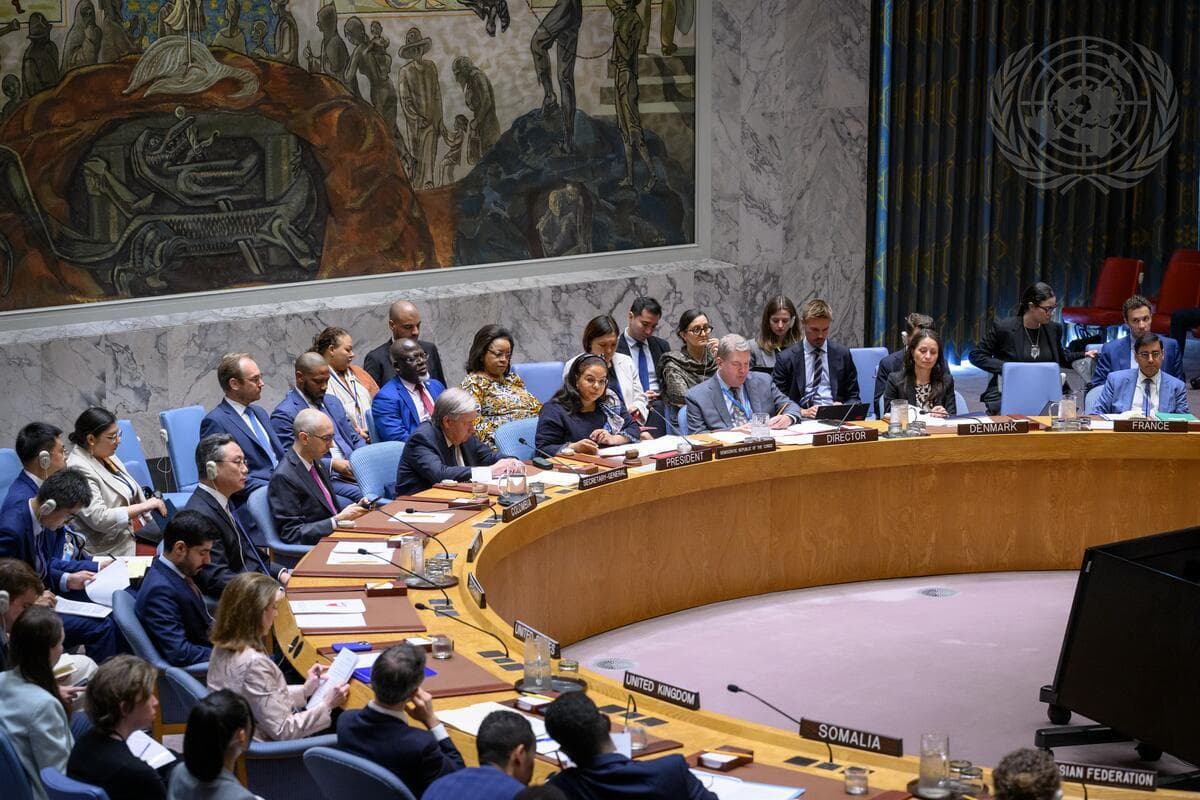 Thérèse Kayikwamba Wagner, ministre congolaise des Affaires étrangères et présidente du Conseil de sécurité pour le mois de juillet, préside la séance du Conseil de sécurité de l'ONU consacrée au règlement pacifique des différends, le 23 juillet 2026 à New York.