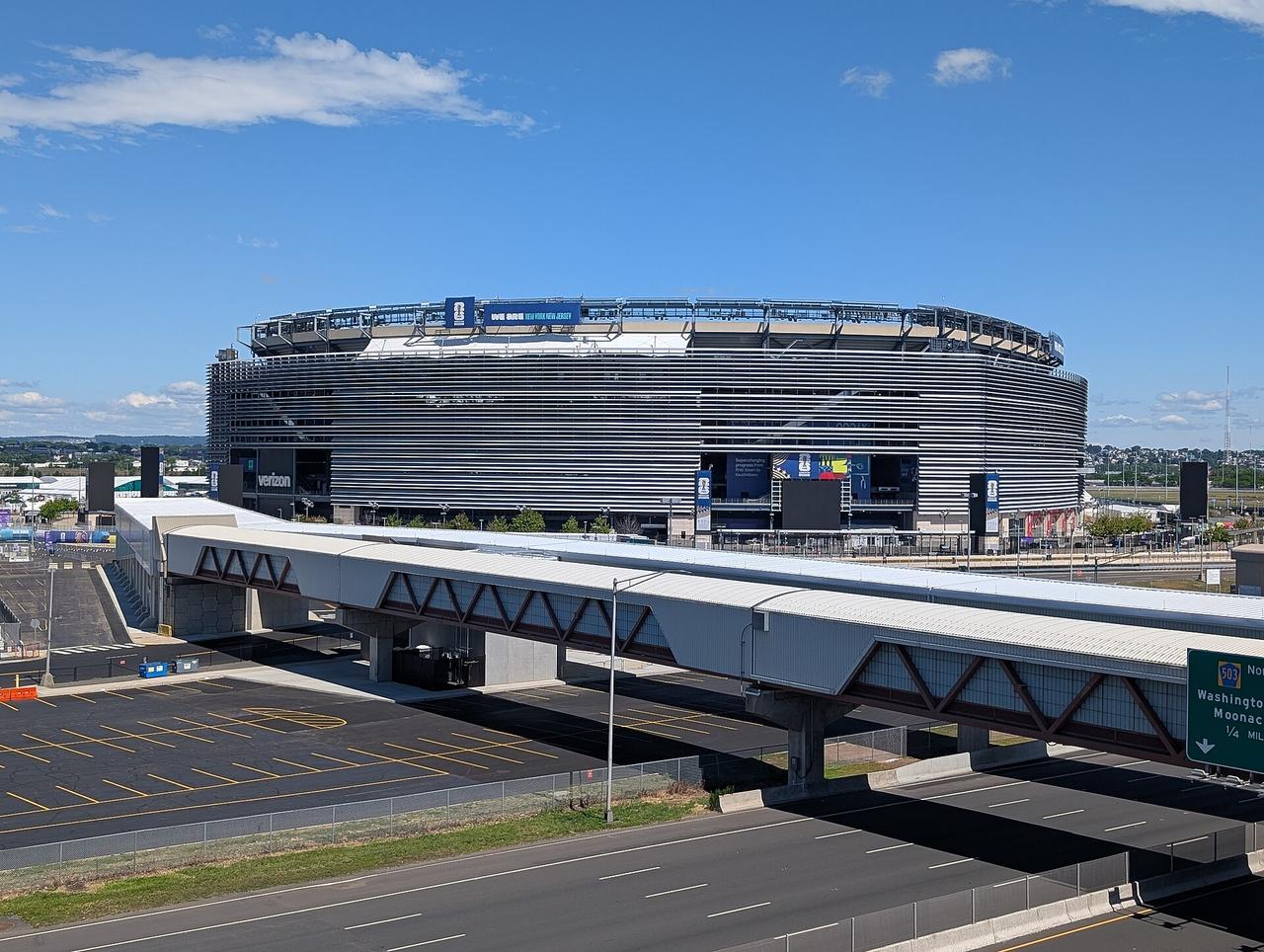 Le MetLife Stadium habillé aux couleurs de la Coupe du monde 2026
